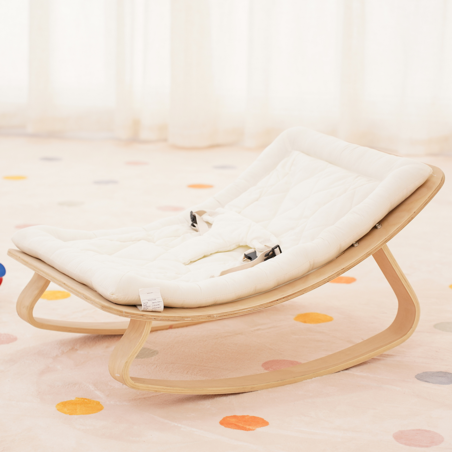 Nest - Baby Rocker und Türsteher