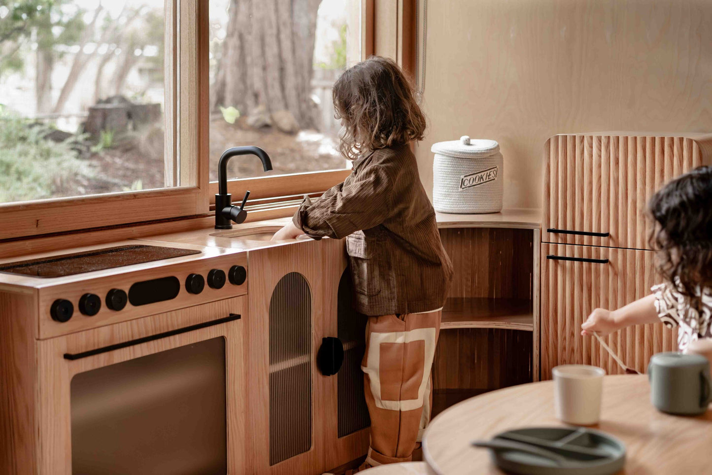 Oak Fluted Sink โ Montessori Wooden Play Kitchen