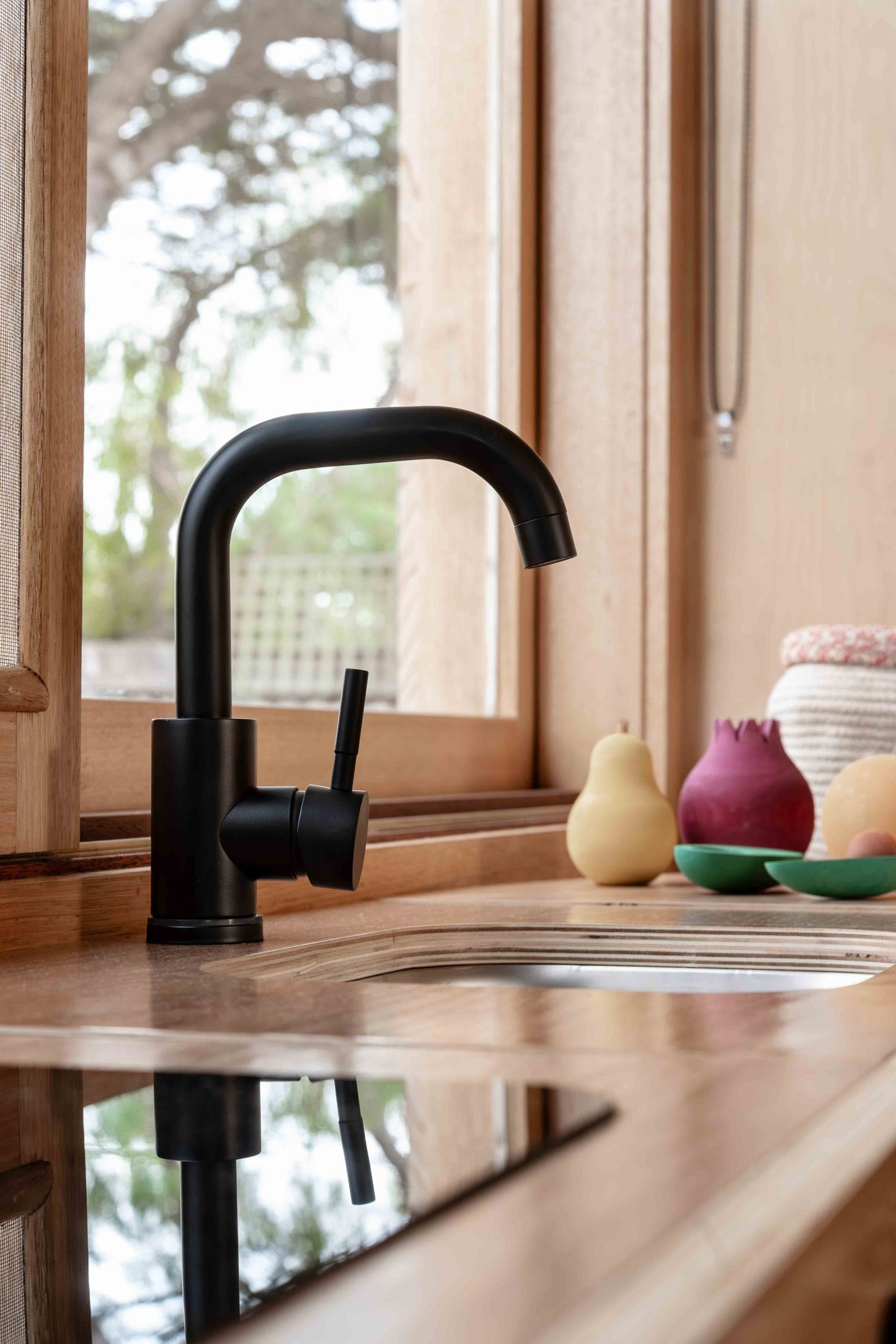 Oak Fluted Sink โ Montessori Wooden Play Kitchen