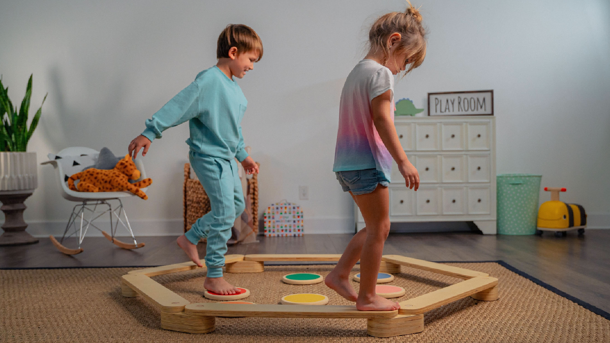 Gross Motor Skills by Age: How Toddlers Build Balance, Strength and Confidence