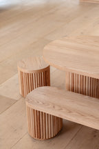 Geriffelter ovaler Kindertisch – Aktivitätstisch aus massiver europäischer Eiche