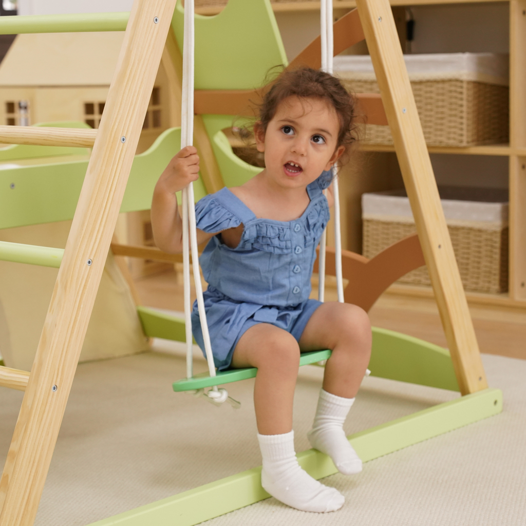 Avenlur Bush 6-in-1 Indoor-Klettergerüst aus Holz – Montessori-Spielset für Kleinkinder mit Rutsche, Kletterwand, Leiter und mehr