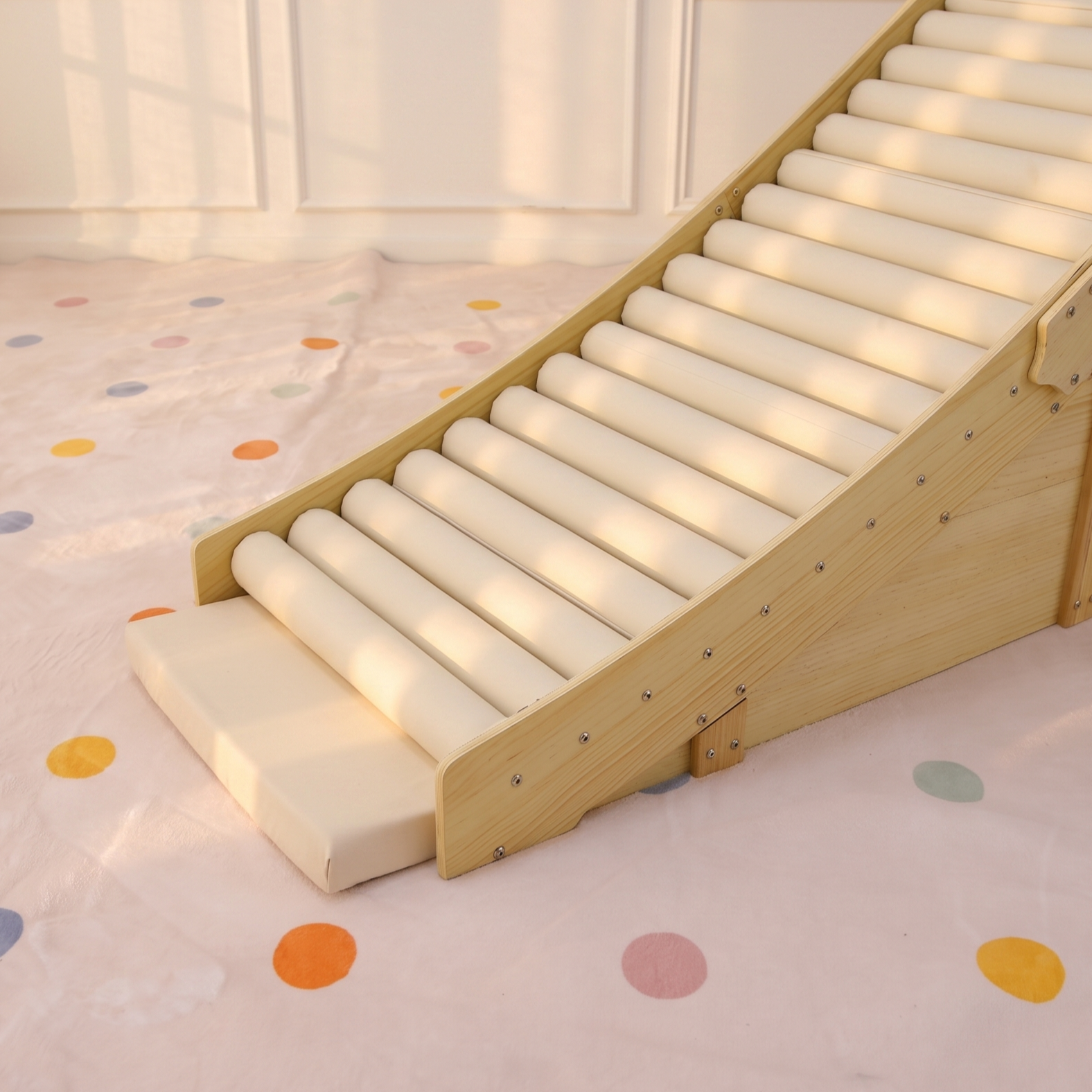 Hickory Foam Indoor Roller Slide & Playhouse Climber