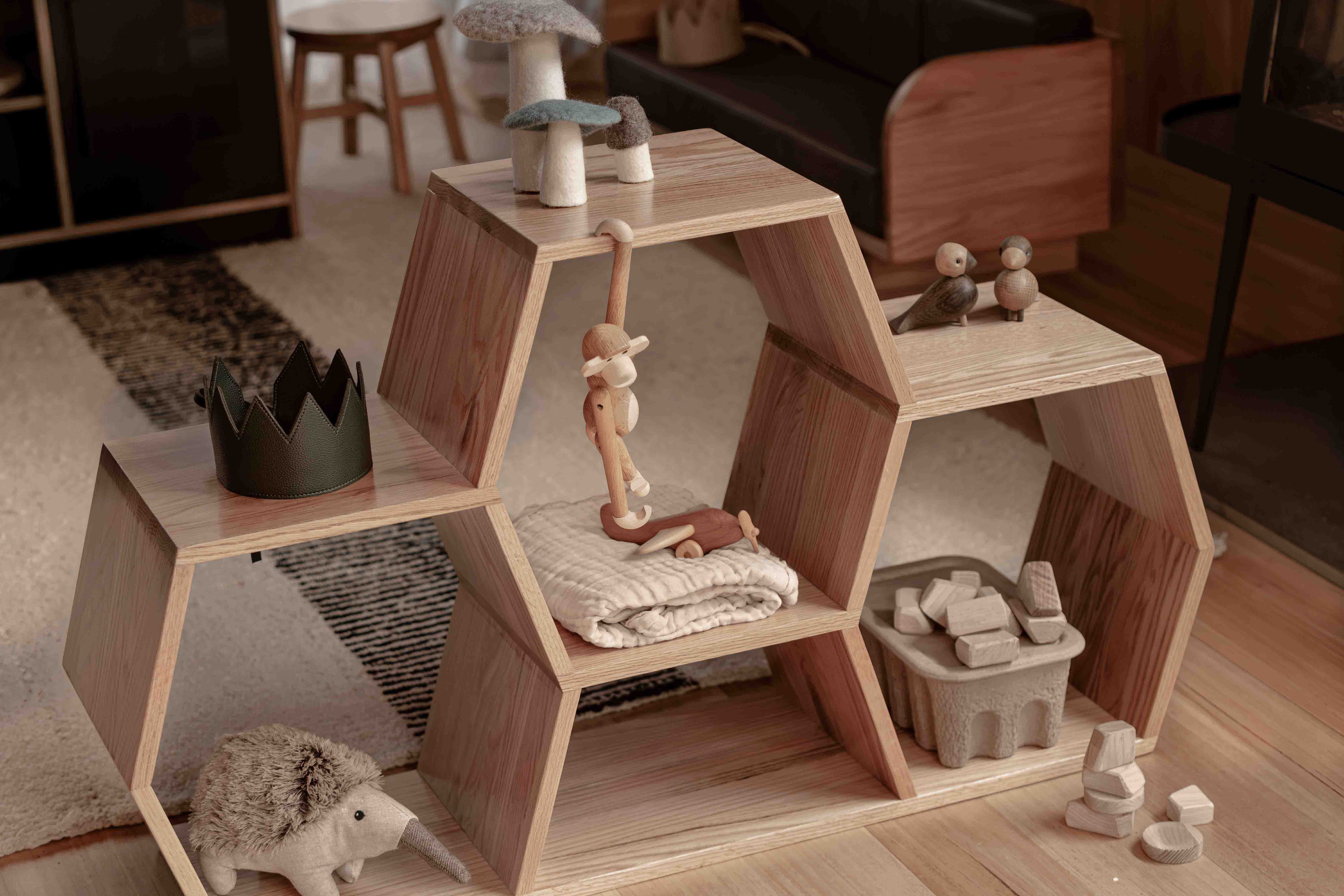 Honeycomb Shelf – Medium | Modular European Oak Storage