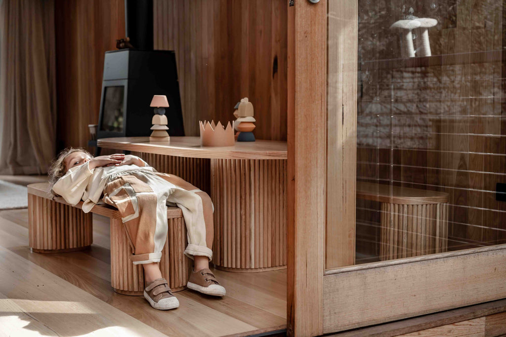 Fluted Bench – Solid European Oak (47.2" W)