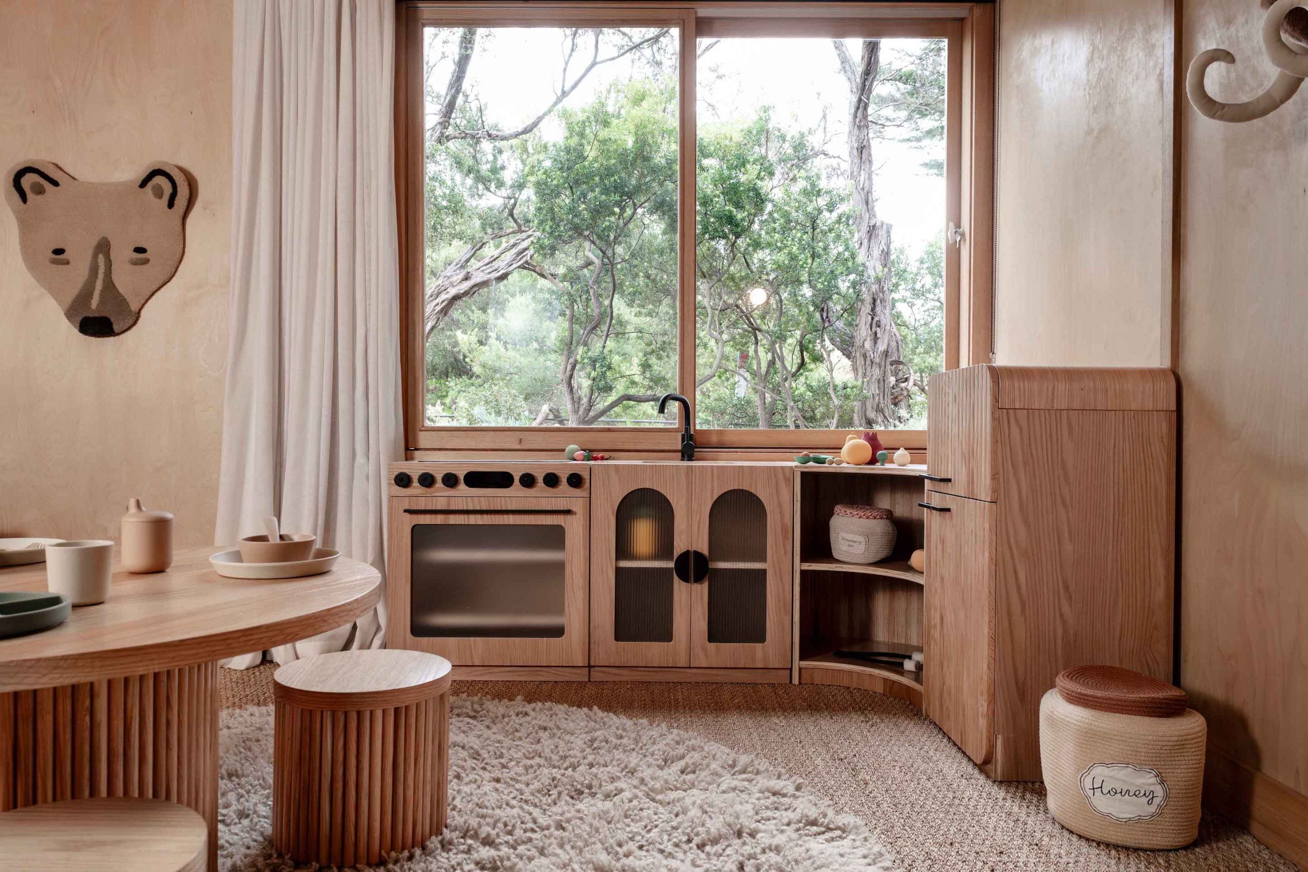 Oak Fluted Play Fridge – Montessori Wooden Toy Refrigerator