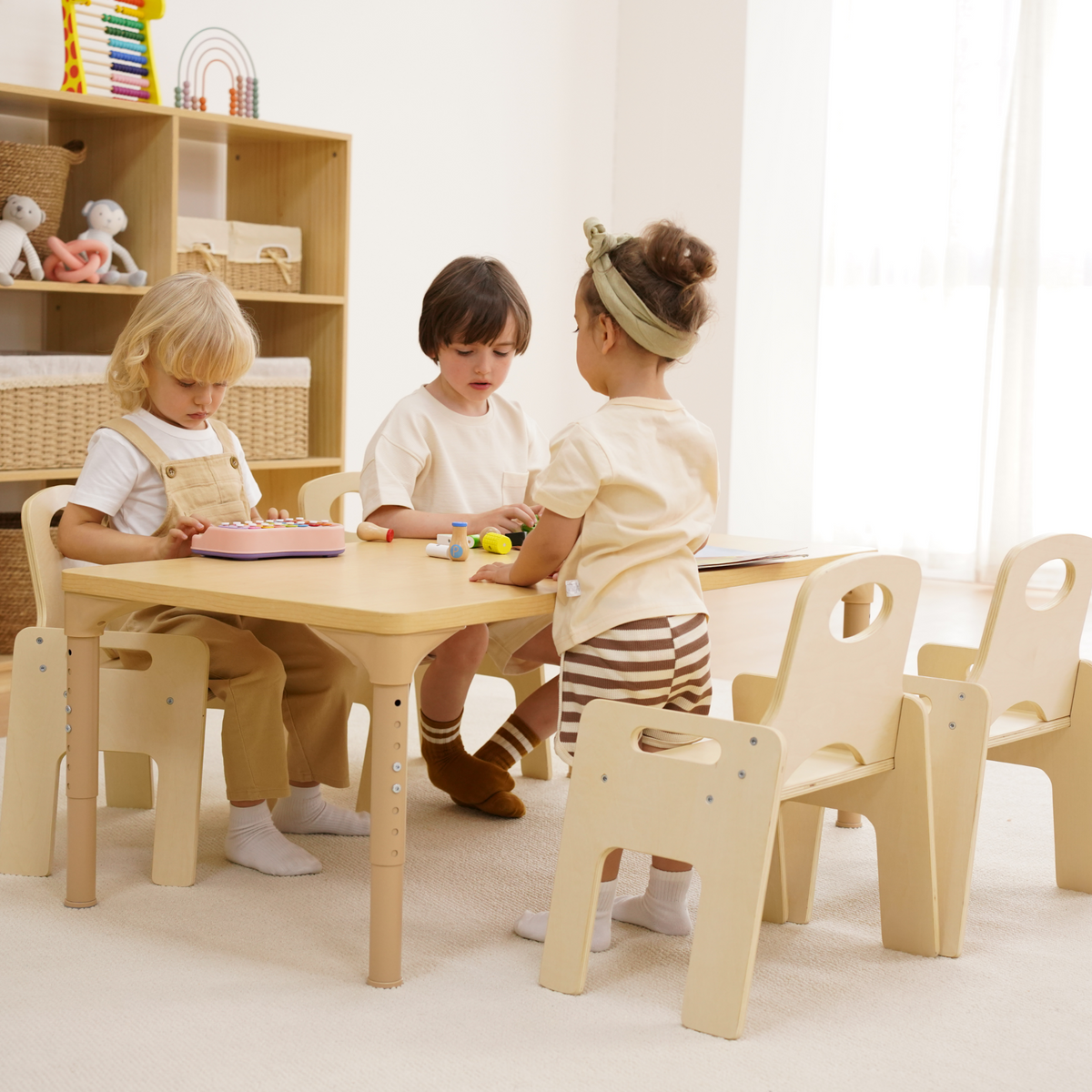 Avenlur Adrian Montessori table and chairs for toddlers