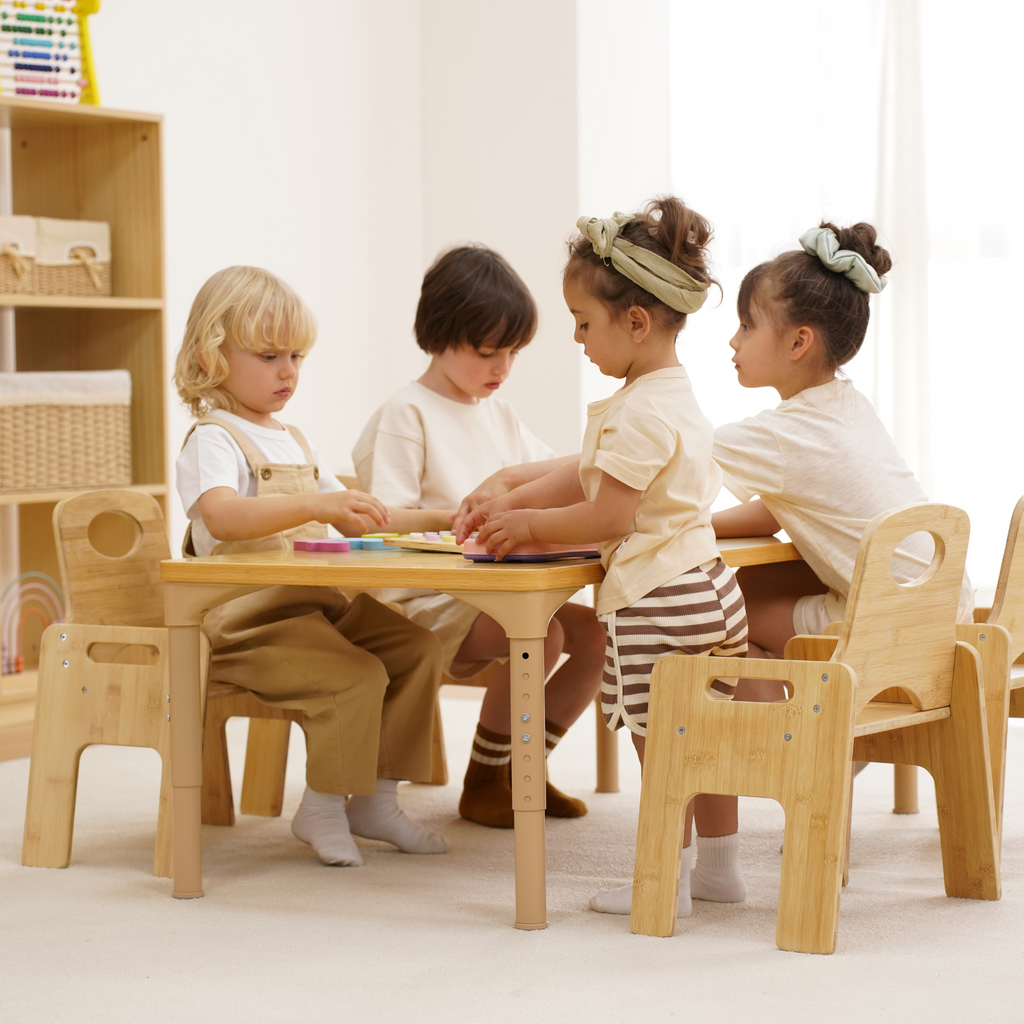 Avenlur Adrian table and chairs sturdy solid build