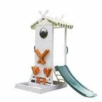 Toddlers splashing at the Avenlur Aloe playhouse water station