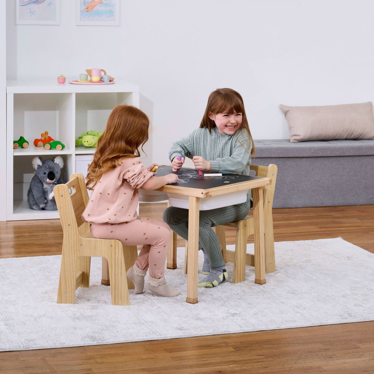 Close up of the Avenlur Cordia activity table