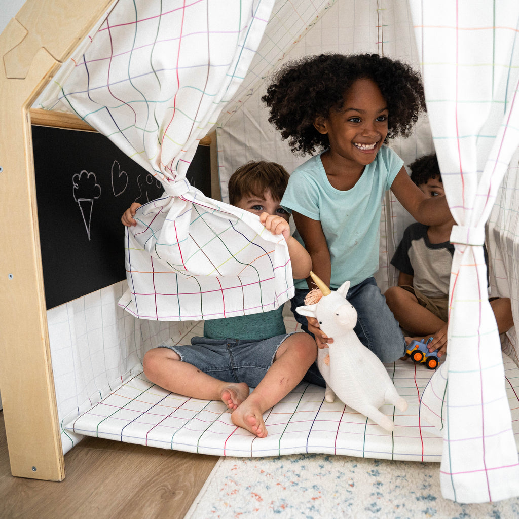 Avenlur Flair wooden kids play tent and hideaway