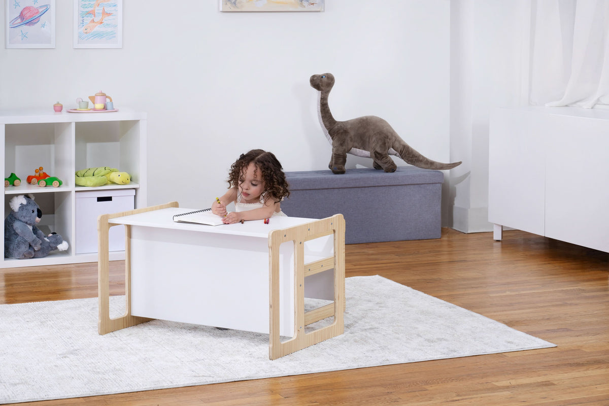 Avenlur Hanover Montessori weaning table and chair