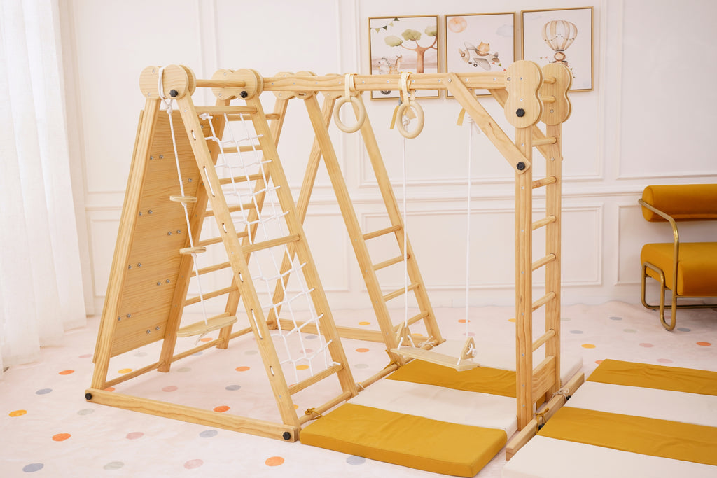 Avenlur foldable cushioned play mat for the Large Chestnut climber