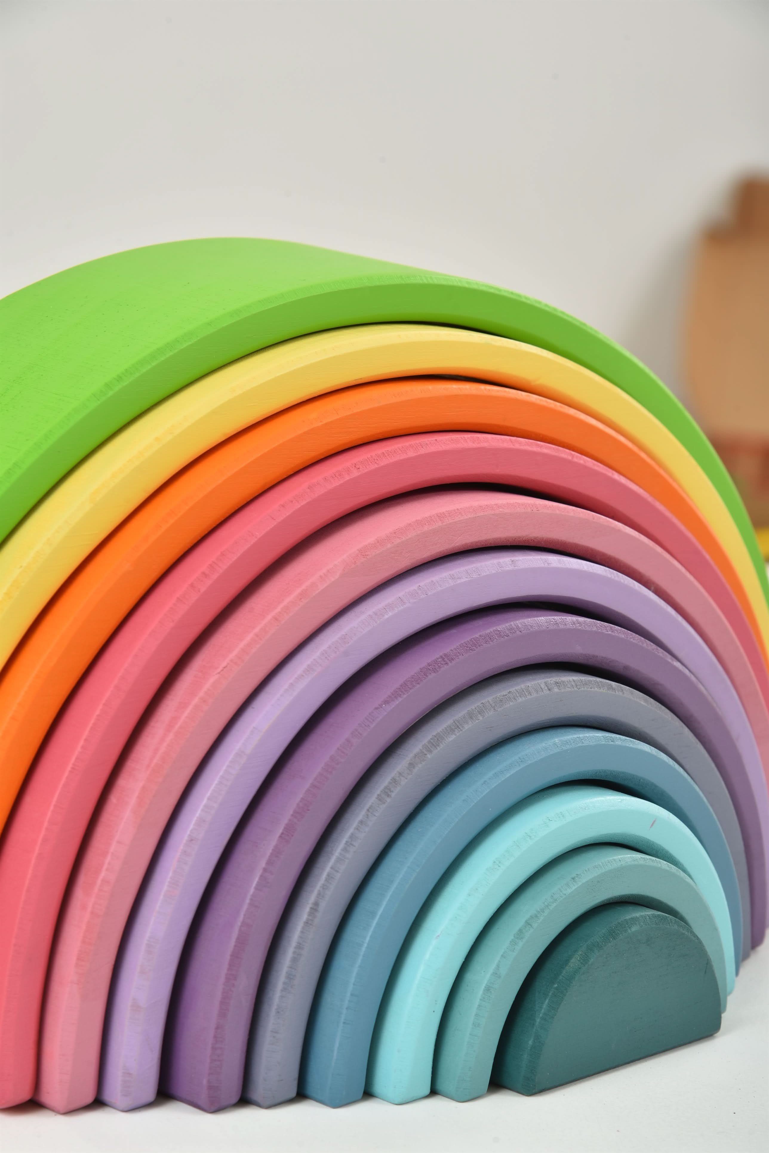 Holzregenbogenstaplerblöcke