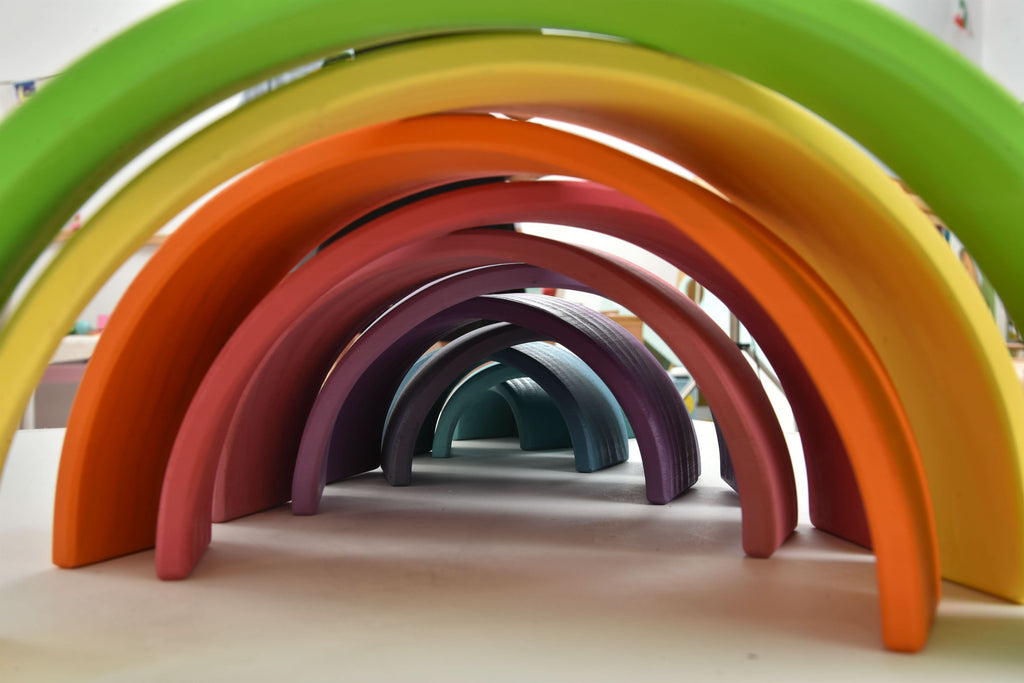 Holzregenbogenstaplerblöcke