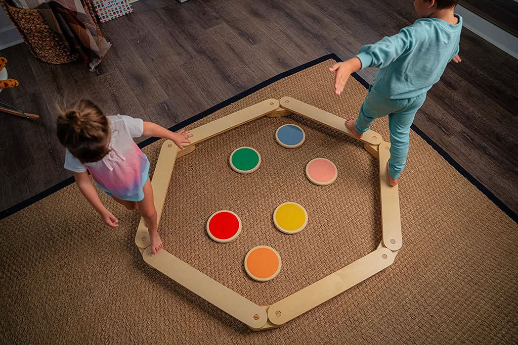 Avenlur Majesty toddler balance beam with ramp ends