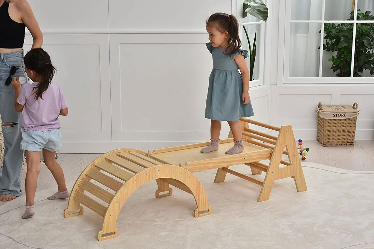Avenlur Maple infant climber with slide ramp attached