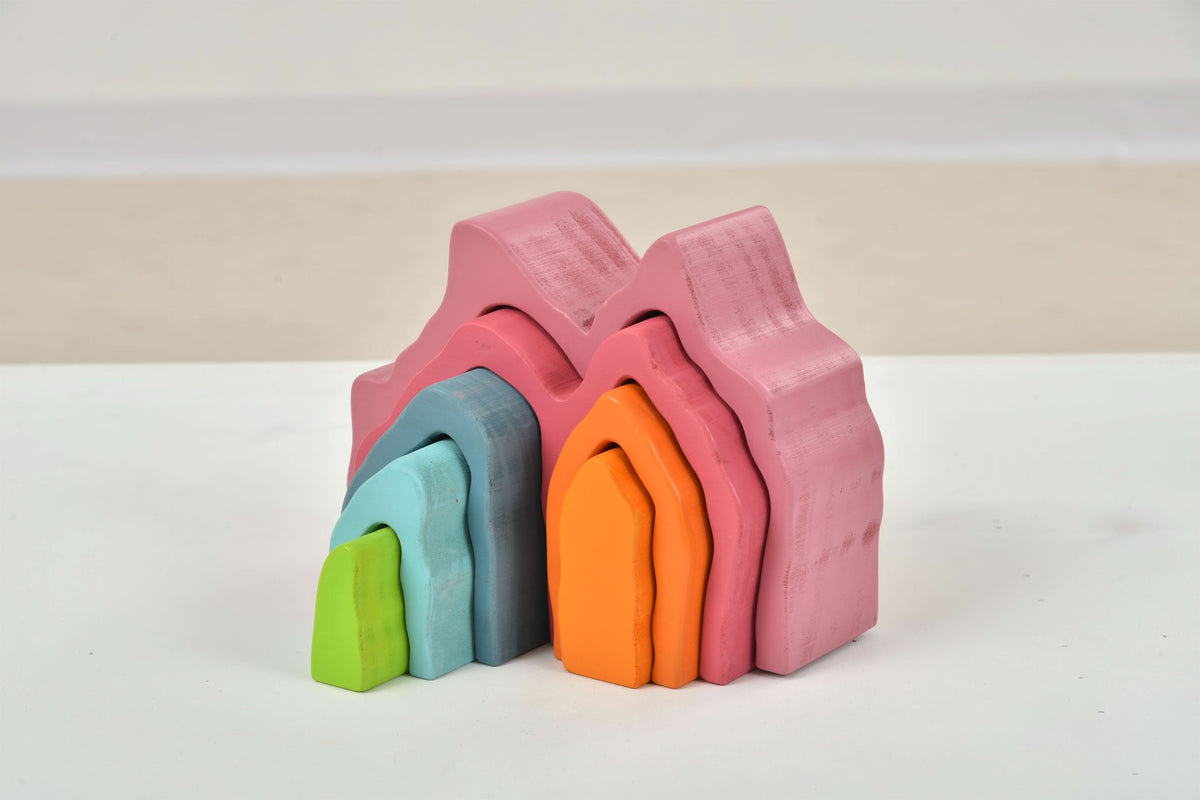 Avenlur wooden stacker, a Montessori gift for toddlers